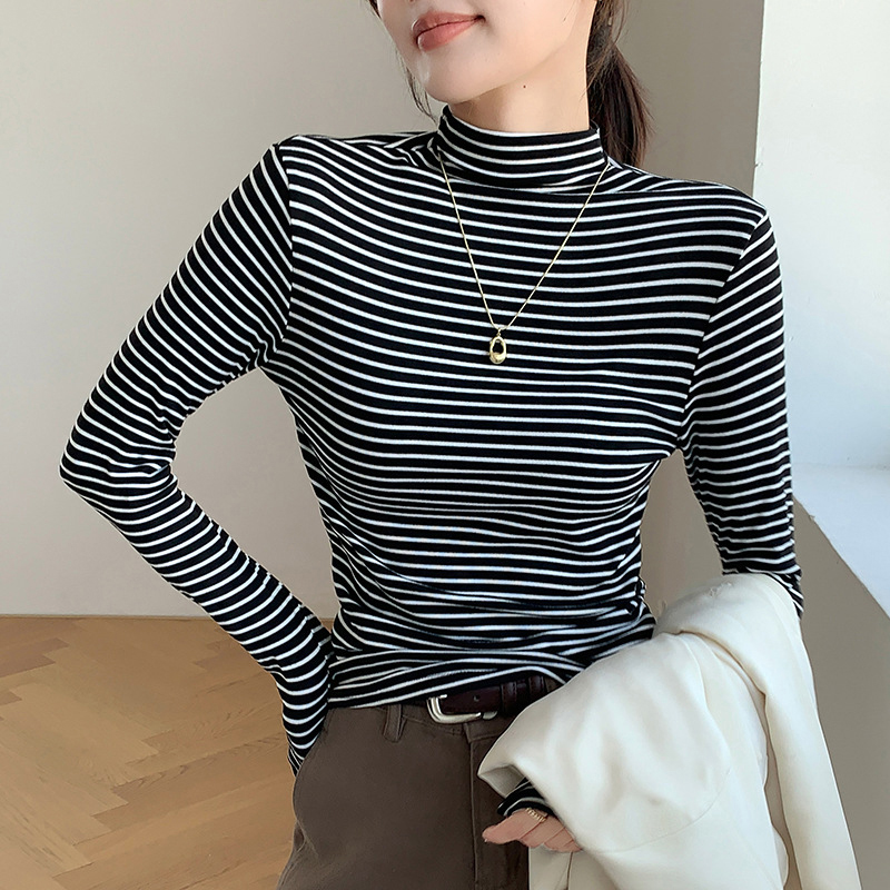 Classic Striped Women Mock Nec - Base Layer Top 评论和价格